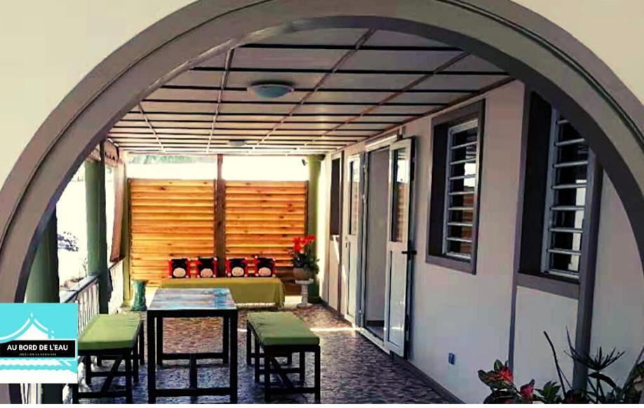 Aparthotel Au Bord De L'Eau Saint-Gilles-les Bains Exteriér fotografie